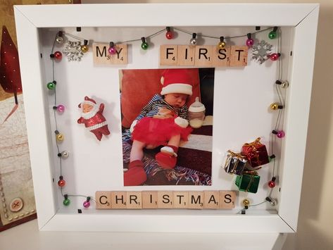 Deep Frame Ideas, Christmas Box Frames, 3d Picture Frame, Baby Shadow Box, Christmas Picture Frames, Scrabble Crafts, Christmas Photo Frame, Shadow Box Gifts, Box Frame Art