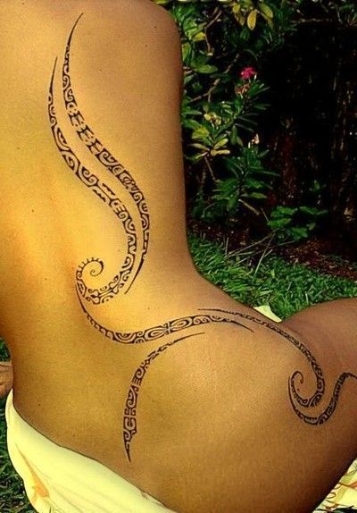 Maori Tattoo Frau, Tatoo Dog, Tato Maori, Polynesian Tattoos Women, Maori Tattoos, Polynesian Tattoo Designs, Maori Tattoo Designs, Hip Tattoos Women, Inspiration Tattoos