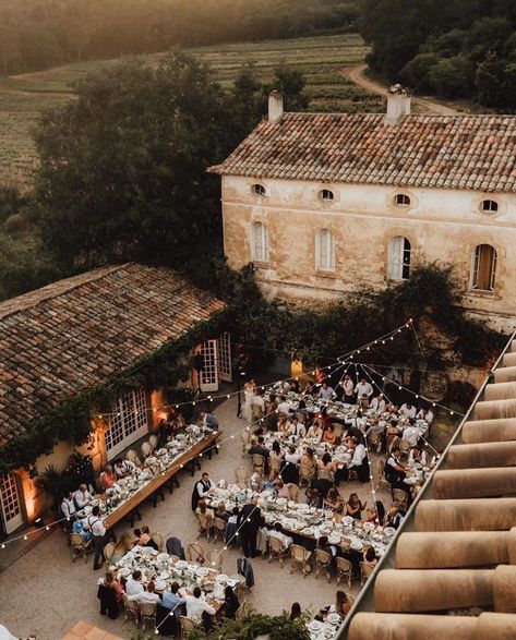 Tuscan Wedding, Tuscany Wedding, Salou, Wedding Goals, Wedding Mood Board, Italian Wedding, Wedding Magazine, Dreamy Wedding, Wedding Vibes