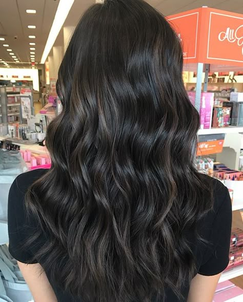 Dimensional Light Brown, Brown Bayalage, Golden Brown Hair, Black Hair Balayage, Brown Hair Inspo, Chocolate Hair, Dark Brunette, Chocolate Brown Hair, Black Hair With Highlights