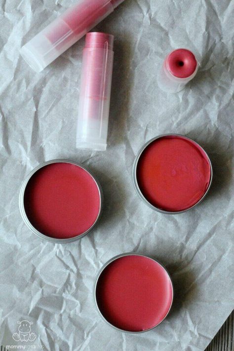 Tinted Lip Balm Recipe Easy Nailarts, Tinted Lip Balm Recipe, Winter Lip Color, Diy Lip Balm Recipes, Lip Balm Recipe, Diy Dry Shampoo, Balm Recipe, Rose Lip, Lip Balm Recipes