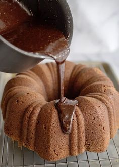 Marble Bundt Cake Recipe, Chocolate Chip Bundt, Pumpkin Bundt Cake Recipes, Chocolate Chip Bundt Cake, Pumpkin Bundt Cake, Chocolate Bundt, Chocolate Pound Cake, Sour Cream Pound Cake, Spiced Chocolate