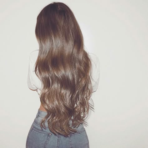 Long, light brown hair Growth Spell, Golden Brown Hair, Brown Hair With Blonde Highlights, Hair Color Light Brown, Long Brown Hair, Brown Blonde Hair, Ombre Hair Color, Long Wavy Hair, Dark Brown Hair