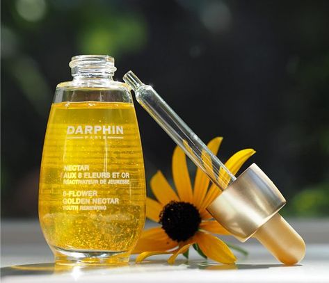 Darphin 8-Flower Golden Nectar | British Beauty Blogger Darphin Skincare, French Beauty Routine, Beauty Cabinet, French Skincare, Handmade Skincare, Free Skincare, Product Shoot, French Beauty, Diy Skincare