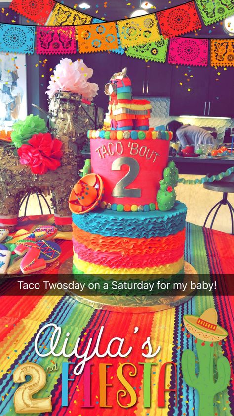 Taco Twosday Birthday Party, Twosday Birthday Party, Taco Twosday Birthday, Birthday Party Ideas For Boys, Mexican Fiesta Decorations, Taco Twosday, Mexican Birthday Parties, 2nd Birthday Party For Girl, Mexican Party Decorations