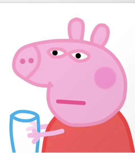 Peppa Reaction Pics Serious Face Reaction Pic, Peppa Pig Pfp, Pig Meme, Peppa Pig Imagenes, 1st House, Pepa Pig, Reaction Pics, Peppa Pig, Reaction Pictures