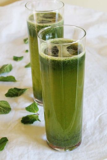 Mint Juice Recipe (Pudina sherbet) How to make Indian style mint juice Mint Juice Recipe, Mint Juice, Sherbet Recipes, Mint Drink, Fat Burning Juice, Watermelon Mint, Juice Recipe, Watermelon Recipes, Easy Salad Recipes