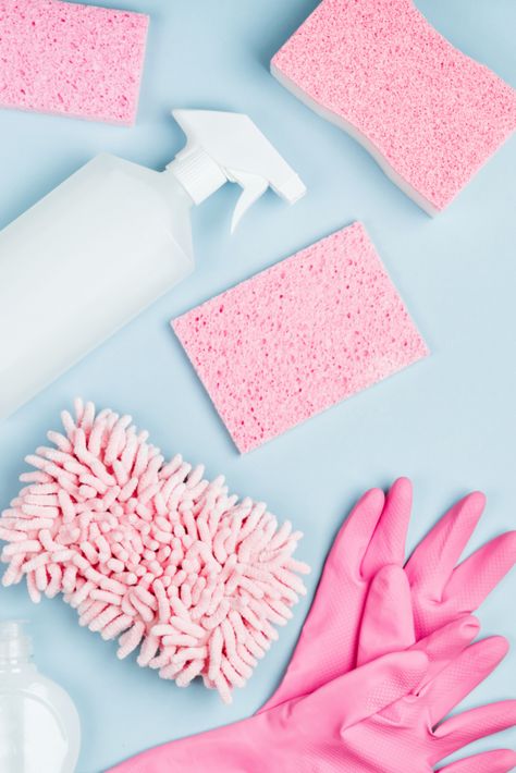 Cute Cleaning Pictures, Cleaning Background Wallpaper, Pink Cleaning Aesthetic, Cleaning Supplies Aesthetic, Spring Cleaning Aesthetic, Cleaning Wallpaper, Cleaning Background, Cleaning Photography, Cleaning Art