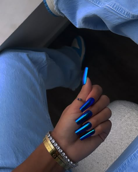 Black With Blue Chrome Nails, Black Nails With Blue Chrome, Acrylic Nails Blue Chrome, Chrome And Blue Nails, Stylish Nails Blue, Chrome Long Nails, Blue Chrome Nails Coffin, Blue Black Nails Design, Blue Crome Nails Acrylic