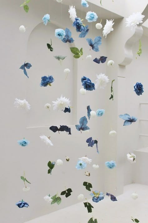 BotanicalGiftsStudio - Etsy Hanging Blue Flowers, Blue Hanging Flowers, Hanging Flowers Wedding Reception, Blue Flower Baby Shower Theme, Diy Baby Shower Decorations At Home, Blue Flower Backdrop, Hanging Flowers From Ceiling, Floating Flower Wall, Flower Garland Wall