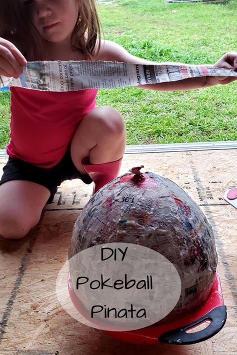 Pokeball Pinata Diy, Diy Pokemon Pinata, Pokemon Birthday Party Decorations Diy, Pokemon Diy Decorations, Pokeball Pinata, Diy Pokemon Party Decorations, Diy Pokemon Party, Pokemon Camp, Pokemon Birthday Party Decorations