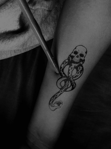 The dark mark, dark lord, Draco Malfoy Deatheater Tattoo Draco, Dark Mark Tattoo Aesthetic, Draco Tattoo Ideas, Draco Dark Mark, Dark Mark Tattoo Feminine, Draco Malfoy Dark Mark, Draco Malfoy Tattoo Ideas, Dark Mark Aesthetic, Dark Aesthetic Tattoo Ideas