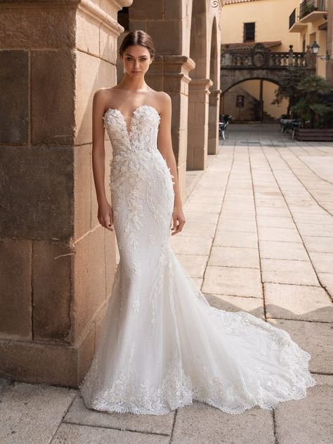 glamorous laces - pronovias - Wedding Dresses Mermaid Trumpet Wedding Dresses, Lace Sweetheart Wedding Dress, Pronovias Bridal, Wedding Dresses Mermaid Sweetheart, Wedding Dresses Sweetheart Neckline, Jacques Fath, Pronovias Wedding Dress, Bridal Gowns Mermaid, Kleinfeld Bridal