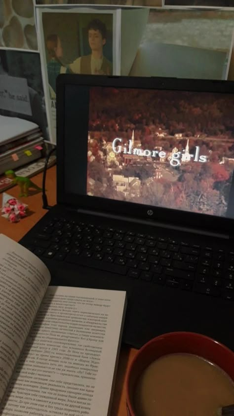 spend my time reading a book and watching "Gilmore girls"☕🍂 Watching Gilmore Girls Aesthetic, Romanticizing Fall, Gilmore Girls Books, Reading Aesthetics, Kat Stratford, Music Recs, Ideal Aesthetic, Watch Gilmore Girls, 2024 Aesthetic