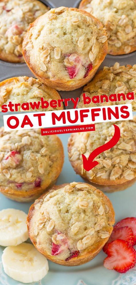 Strawberry Banana Muffins Healthy, Banana Strawberry Muffins, Strawberry Oat Muffins, Oatmeal Streusel Topping, Strawberry Oatmeal Muffins, Strawberry Banana Bread Recipe, Homemade Muffins Recipe, Muffins From Scratch, Strawberry Banana Muffins