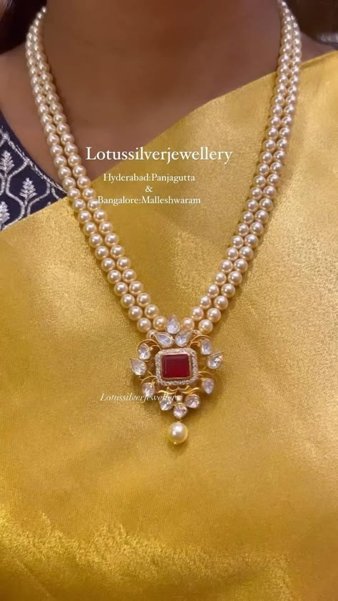 Instagram video by Antique Jewellery Lotuss official • 25 March 2023 at 11:40 Chain And Locket Gold, Mutyala Necklace Designs Gold, Gold Pearl Jewelry Necklace Antique, Mutyala Chain Designs, Perals Haram Gold, Pearl Indian Jewellery, Beads Gold Jewellery Indian, Pearl Necklace Designs Indian, Pearl Necklace With Pendant