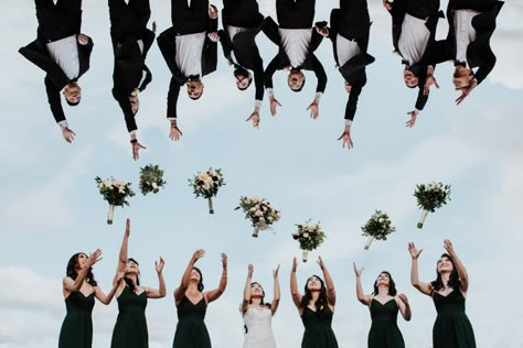 The 50 Best Wedding Photos of 2019 Wedding Group Photos, Bridesmaid Poses, Best Wedding Photos, Creative Wedding Photo, Bridesmaids Photos, Bridal Party Photos, Wedding Photos Poses, Fun Wedding Photography, Junebug Weddings