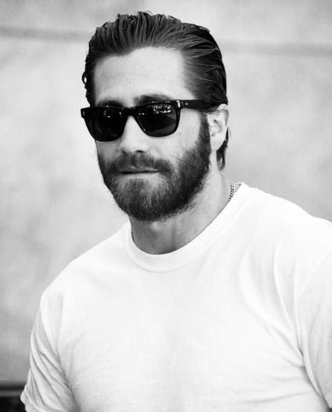 Jake Gyllenhaal Haircut, Gents Hair Style, Men Haircut Styles, Bearded Man, Corte De Cabelo Masculino, Jake Gyllenhaal, Tom Ford Sunglasses, Long Hair Styles Men, Hair And Beard Styles