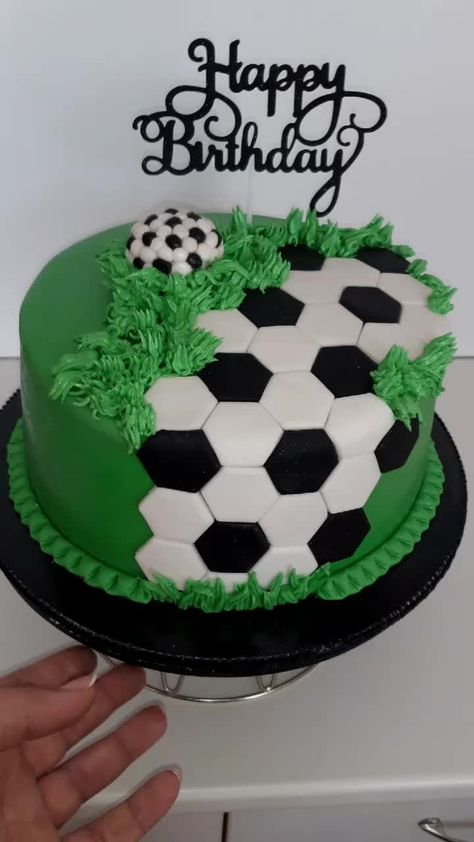 11 Year Boy, Soccer Field Cake, Tiktok Cake, Soccer Birthday Cakes, Cake Boy, Sweet Bakes, Soccer Birthday, Different Cakes, Boy Birthday Cake