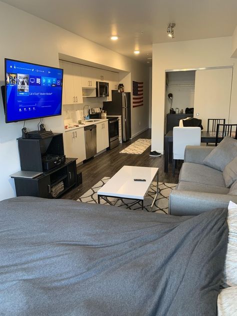 Studio Apartment Ideas For 2 People, Gray Studio Apartment Ideas, Studio Rooms Bedrooms, Bachelor Apartment Ideas Studio Apt, Studio Set Up Apartment, Small Studio Apt Ideas, Male Studio Apartment Minimalist, Small Apartments Aesthetic, Guy Studio Apartment Ideas