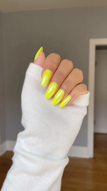 adeeba on Instagram: "neon chrome 💛🪩" Neon Nails Chrome, Chrome Neon Nails, Yellow Chrome Nails Designs, Neon Orange Chrome Nails, Yellow Neon Nails, Pink And Yellow Chrome Nails, Yellow Chrome, Lime Green Chrome Nails, Neon Yellow Chrome Nails