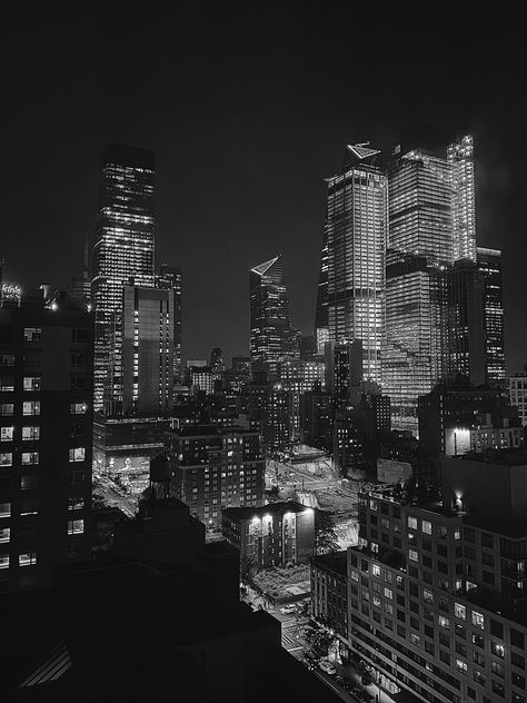 Black and white photo of Manhattan, New York City at night with the city lights twinkling Black Nyc Aesthetic, City Widgets, Gray Vibes Aesthetic, New York Dark Aesthetic, Moody New York Aesthetic, Dark Grey Aesthetic, Dark New York, New York Dark Wallpaper, Nyc Aesthetic Black And White