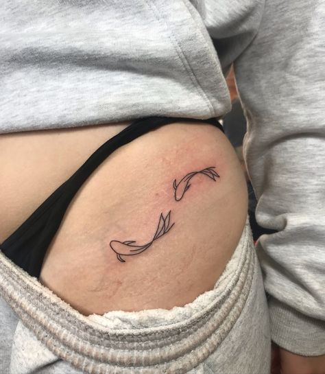 pair of koi for a lovely walk-in 🧡 always love a little hip placement, super dainty and feminine and anything compliments it xx 🧡 done with 7RL from @magicmoon_tattoo_supply 🧡 @dynamiccolor black ink 🧡 @killerinktattoo 🧡 @butterluxe_uk 🏷 #tattooart #tattooartists #tattooapprentice #finelinetattoo #girlytattoo #tattoodesign #daintytattoo #koifish #koifishtattoo #japanesetattoo #pinterest #explorepage✨#falmouth #falmouthuni Koi And Lotus Tattoo, Tattoo Hip, Koi Fish Tattoo, Tattoo Apprentice, Fish Tattoo, Lotus Tattoo, Dainty Tattoos, Girly Tattoos, Falmouth