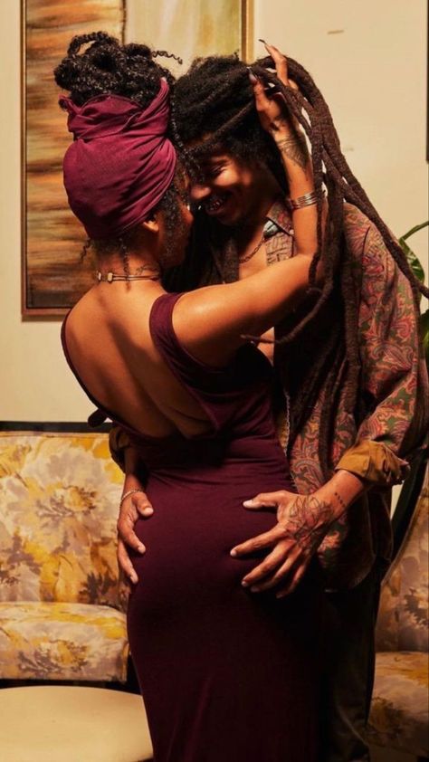 Image Couple, I Love Being Black, Flipagram Instagram, Good For The Soul, Photography Painting, Black Photography, Black Love Couples, Black Couples Goals, Neo Soul