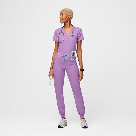 Green Scrubs, Cute Scrubs, Scrubs Outfit, Scrubs Uniform, Figs Scrubs, Blue Scrubs, Trouser Pocket, Scrubs Nursing, Black Yoga