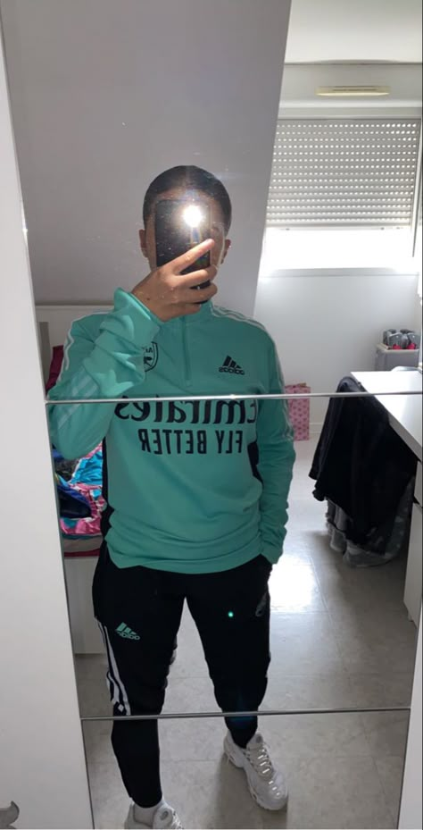 Lacoste Tn, Zara Drip, Outfit Zara, Mode Zara, Nike Tn, Fasion Outfits, Outfits Streetwear, Cold Outfits, School Fits