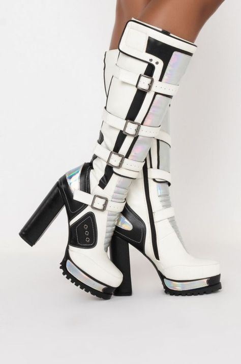 Cyberpunk Boots, Cyberpunk Shoes, Azalea Wang, Cyberpunk Fashion, Futuristic Fashion, Chunky Boots, Pretty Shoes, Character Outfits, High Heel Boots