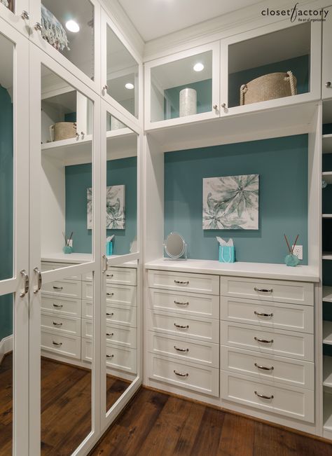 Teal Closet, Dressing Table Room, Closet Redesign, Closet Factory, Glam Closet, Closet Island, Modern Closet, Closet Drawers, Teal Walls