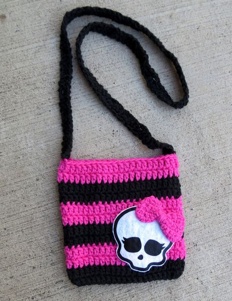 Crochet Monster High, Monster High Crafts, Crocheted Purse, Crochet Bag Purse, Black Monster, Crochet Skull, Skeleton Head, Crochet Toddler, Crochet Bags Purses