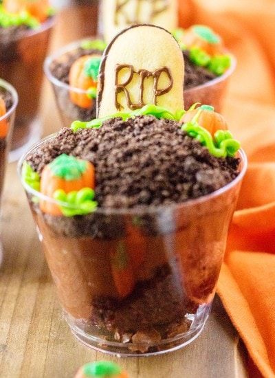 halloween Archives – Like Mother, Like Daughter Graveyard Pudding, Cup Brownie, Dirt Pudding Cups, Chocolate Pudding Cups, Dirt Pudding, Milano Cookies, Brownie Trifle, Pudding Cup, Homemade Chocolate Pudding