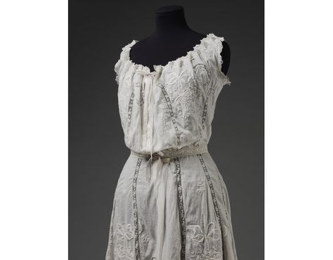 1890s Combinations, Extant Garments, Fashion History, Lawn, White Dress, England, Sewing, History