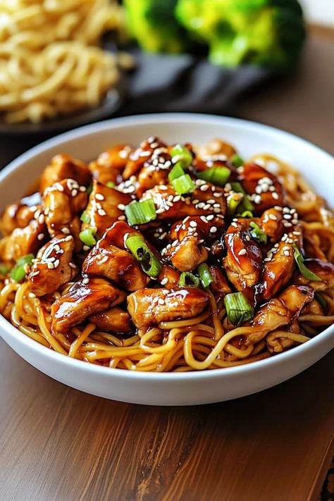 Discover a fast and flavorful recipe for Chicken Teriyaki Noodles. This dish brings together tender chicken, savory teriyaki sauce, and slurp-worthy noodles for a quick meal that’s perfect for busy weeknights. Unlock the secret to this amazing dish. #chickenteriyaki #teriyakinoodles #quickdinner #easydinnerrecipes #weeknightmeals #teriyakichicken #noodlerecipes #chickenrecipes Authentic Teriyaki Chicken, Leftover Teriyaki Chicken Recipes, Dinner Ideas For Friends Night, Shredded Teriyaki Chicken, Teriyaki Chicken And Noodles, Chicken Teriyaki Noodles, Teriyaki Noodles Recipe, Thai Chicken Curry Soup, Teriyaki Chicken Noodles