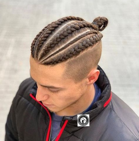 Unleashing the Autumn Vibe: 20 Trendy Fall Braid Hairstyles for Men 2023 Fall Braids, Braids With Fade, Braid Styles For Men, Boy Braids Hairstyles, Cornrow Hairstyles For Men, Braids For Boys, Hair Twist Styles, Cool Braid Hairstyles, Faux Hawk