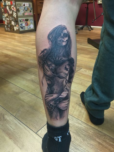 Dead Angel, Stomach Tattoo, Skull Girl Tattoo, Girl Skull, Pieces Tattoo, Latest Tattoos, Stomach Tattoos, Pin Up Tattoos, Girl Tattoo