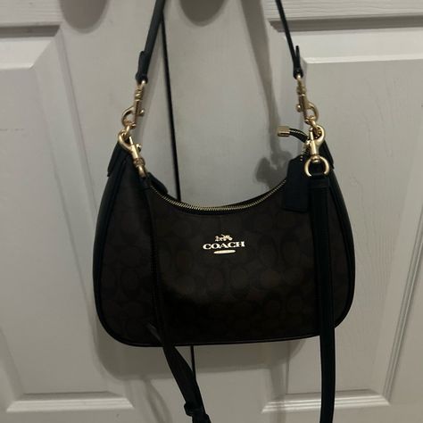 Coach Teri Hobo Bag In Signature Canvas Brown Black Color -Brand New/Never Used -Offers Are Welcome -Message Me If You Have Any Questions 24.5*15.5*7.5 Coach Teri Hobo Bag Outfit, Coach Bag Black, Coach Teri Hobo Bag, Black Coach Bag, Shoulder Bag Outfit, Pretty Tote Bags, Coach Hobo Bag, Dream Bag, Coach Crossbody Purse