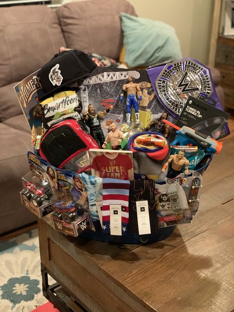 Wwe Gift Ideas, Men Easter Basket Ideas, Men’s Easter Basket, Mens Easter Basket, Wwe Party, Basket Diy, Baskets For Men, Baby Life Hacks, Country Stuff