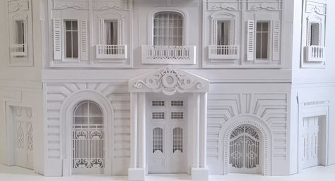 Haussmann Architecture, Paper Buildings, Parisian Architecture, Decoration Vitrine, Paper Architecture, Cut Out Art, Paper Cutout Art, Scale Art, Castle Cake