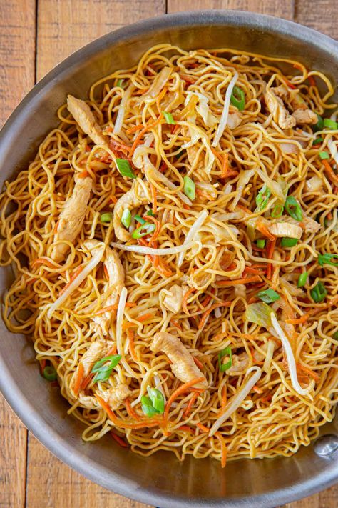 Chicken Chow Mein is an easy authentic take-out noodle recipe in 30 minutes! #dinner #chinesefood #copycatrecipes #chowmein #chicken #dinnerthendessert Chewy Noodles, Stir Fry Sauce Easy, Asian Seasoning, Dinner Then Dessert, Chow Mein Recipe, Chicken Chow Mein, Takeout Food, Easy Asian Recipes, Easy Chinese Recipes