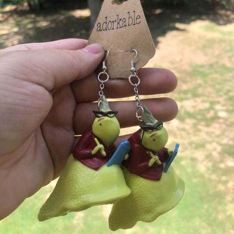 Weird Earrings Aesthetic, Weird Earrings, Silly Earrings, Crazy Earrings, Scary Tattoos, Weird Jewelry, Gag Gifts Funny, Kawaii Jewelry, Funky Earrings