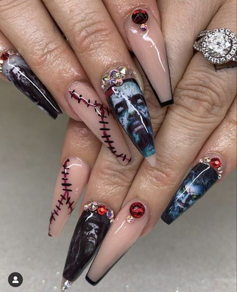 Rob Zombie Nail Art, Jeepers Creepers Nails, Rob Zombie Nails, Exorcist Nails, Zombie Nail Art, Art Steps, Zombie Nails, Halloween Nail Ideas, Concert Nails