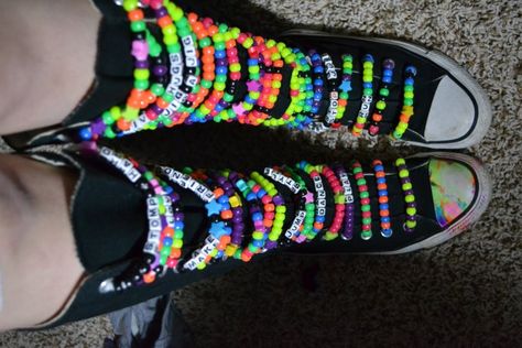 My new convers by LittlePenguinRaver - Kandi Photos on Kandi Patterns Coloring On Converse, Knee High Converse Kandi, Kandi Shoes, Kandi Aesthetic, Rawring 20s, Pulseras Kandi, Kandi Inspo, Scene Aesthetic, Kandi Kid