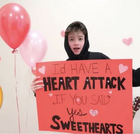 Sweethearts high school dance proposal! Ask To A Dance Ideas High Schools, Sweethearts Asking Ideas, Ways To Ask Someone To Sweethearts Dance, School Dance Proposals Ideas, Sweetheart Proposals High Schools, Asking To Sweethearts Dance, Cute Sweetheart Dance Proposals, Valentines Dance Poster Ideas, Valentines Dance Proposal