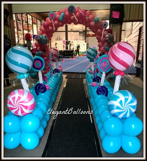 Candy Land Balloon Decorations, Candyland Balloon Decorations, Candy Theme Balloon Decor, Sweet 1st Birthday Theme, Candy Land Balloon Arch, Candy Balloon Arch, Candyland Balloons, Candyland Baby Shower Theme, Candy Land Theme Decorations