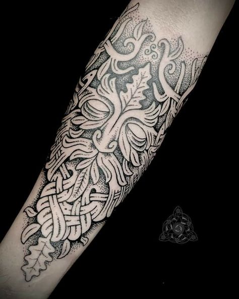 Sacred Knot Tattoo, Tattoo Design Minimal, Green Man Tattoo, Couple Tattoo Design, Welsh Tattoo, Druid Tattoo, Nordic Tattoos, Celtic Sleeve Tattoos, Cowboy Man