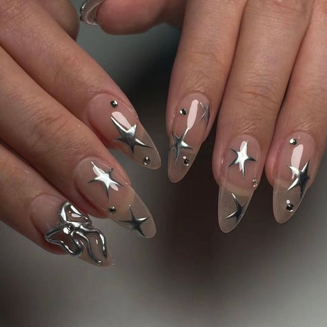 Top Dominican Nail Designs for Summer 2024 White Almond Nails, Nail Art Stripes, Chrome Nails Designs, Long Nail Designs, Striped Nails, Star Nails, Spring Nail, Silver Nails, Funky Nails