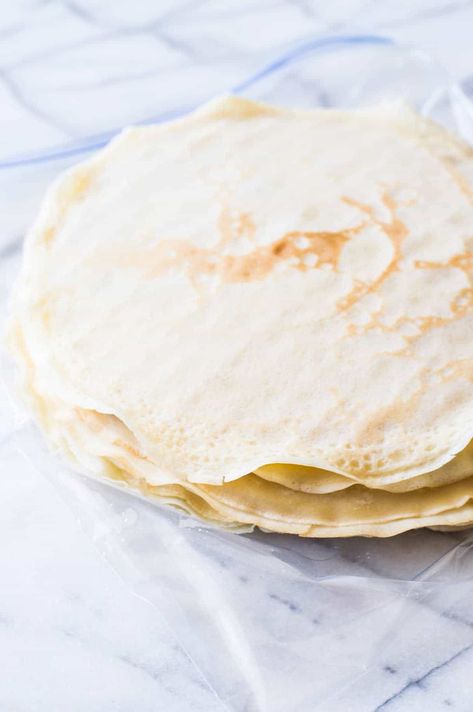 A whipped lemon mascarpone cream filling is layered with lightly sweetened crepes for a perfect dessert or brunch recipe!! Topped with lemon curd whipped cream and fresh berries! Coconut Flour Tortillas, Homemade Crepes, Easy Crepe Recipe, Recipes With Flour Tortillas, Coconut Flour Recipes, Tortilla Recipe, Crepe Recipes, Flour Recipes, Flour Tortillas